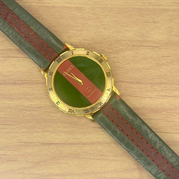 Gucci Vintage Gold Plated Stainless Steel Watch 1990's Swiss - Picture 1 of 6